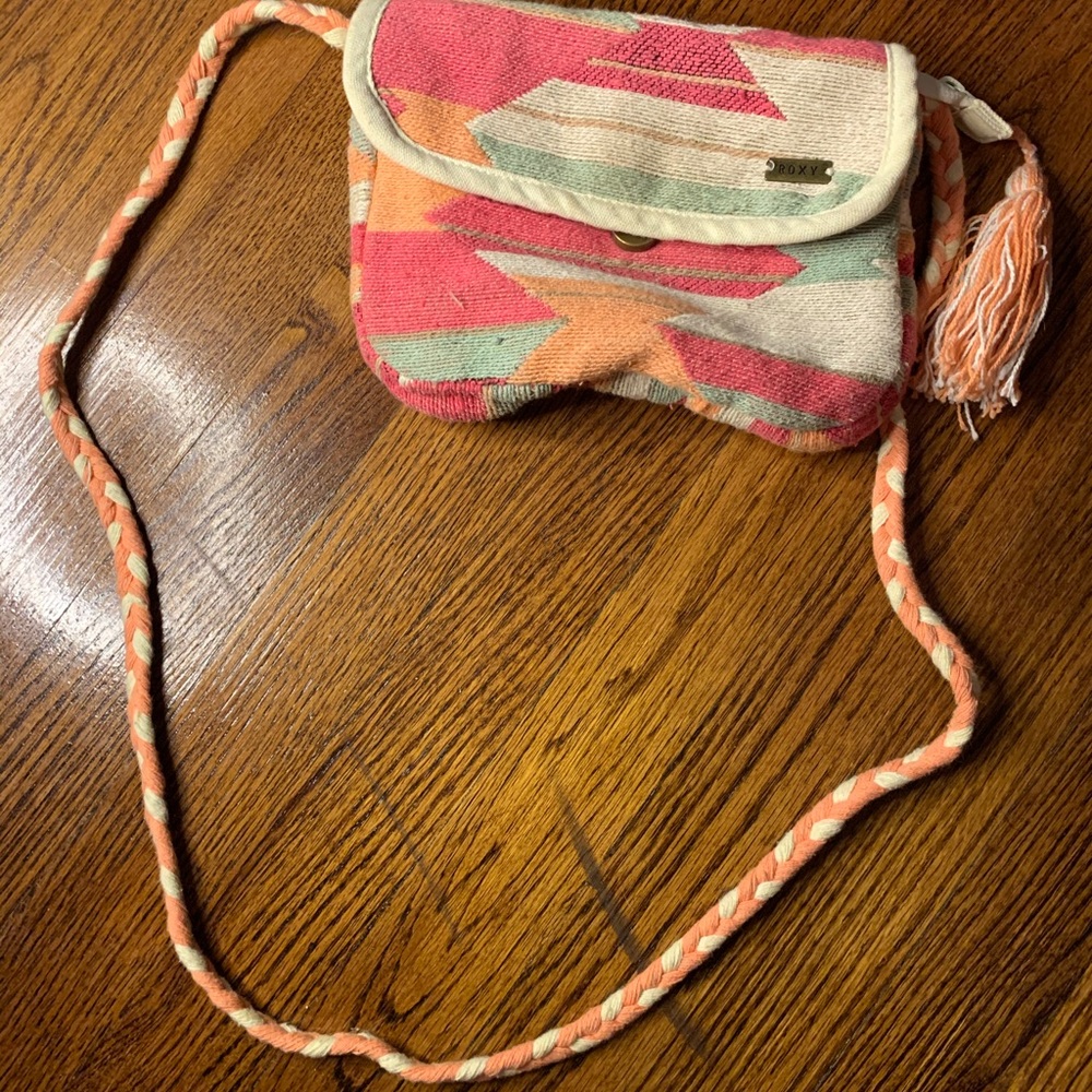 Roxy crossbody